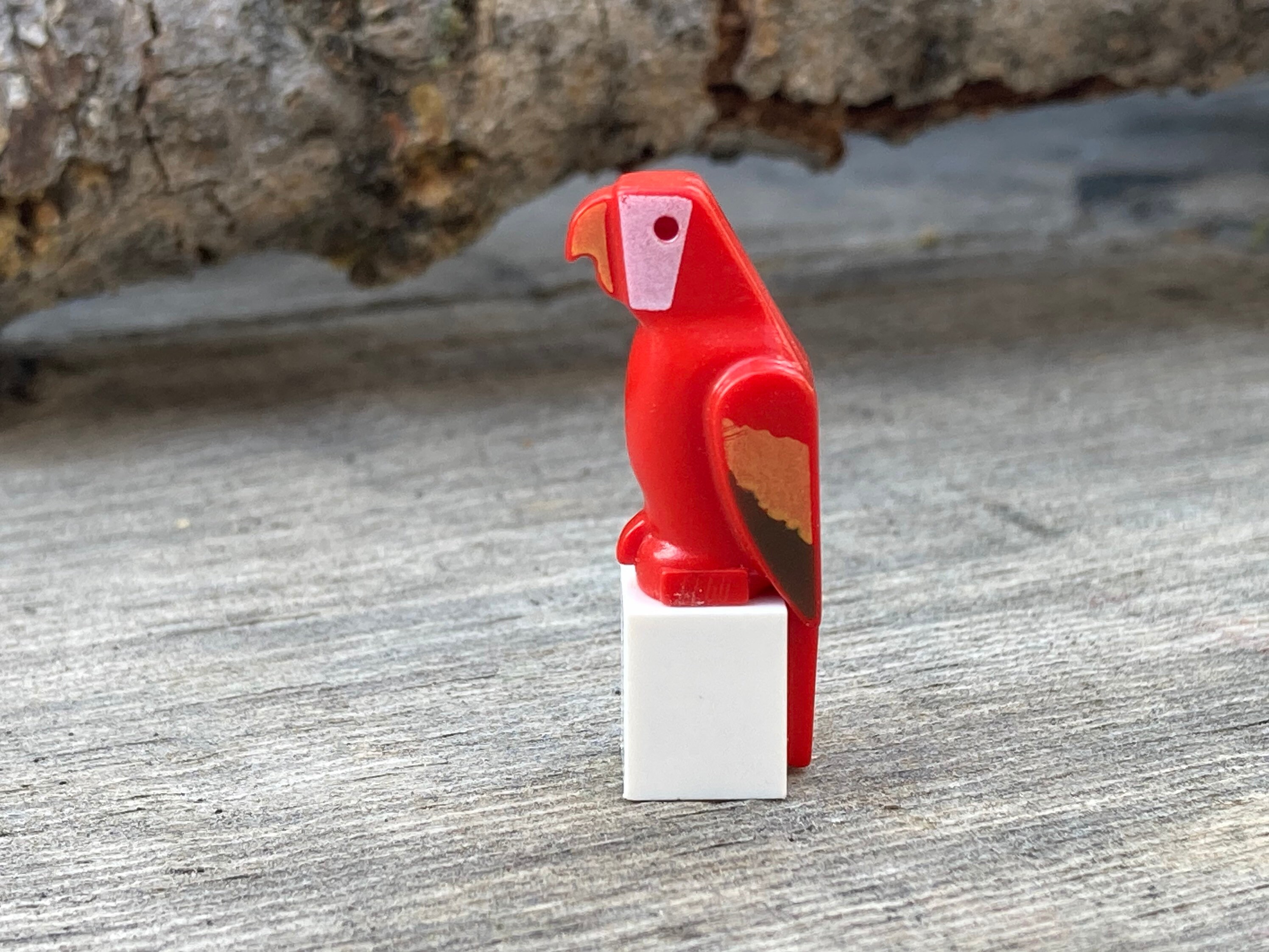Lego parrot minifigure sale