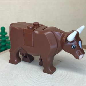 Cow with Light Nougat Muzzle & White Spot, Short Horns - Genuine LEGO® Animal