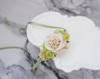Fresh Green Flower Bracelet Corsage, Modern Botanical Flower Wedding Accessory