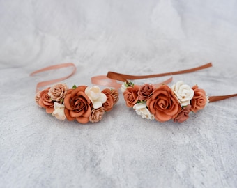Terracotta Wrist Corsage for Bridesmaid, Rust Orange Floral Wristlet, Boho Wedding Corsage, Prom Rose Wrist Flower, Fall Wedding Accessories