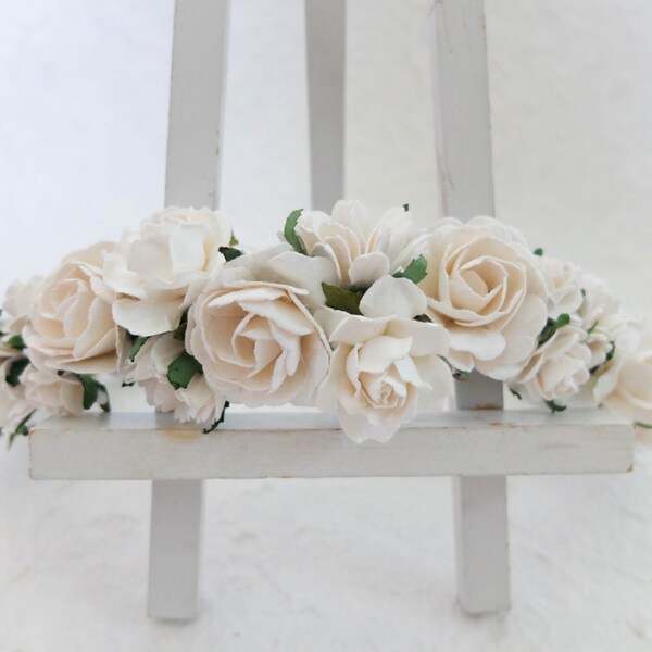 White flower headpiece - flower hair wreath - hair crown - flower accessories - hair garland