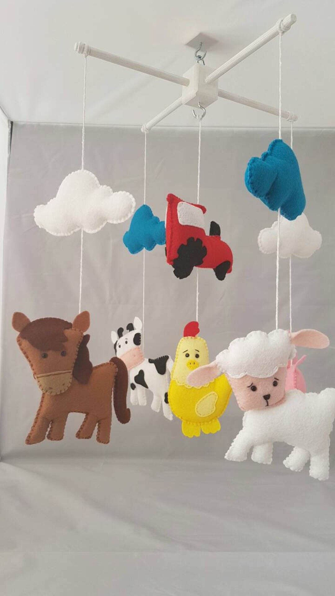 Baby Mobile Farm Animals Mobile Cot Mobile Cow Pig Duck Horse Dog