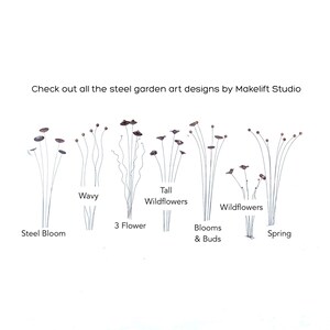 K&ouml;nnte beinhalten: Eine Sammlung von Stahl-Gartenkunst-Designs mit verschiedenen Stilen von Wildblumen. Die Designs umfassen "Steel Bloom", "Wavy", "3 Flower", "Tall Wildflowers", "Wildflowers", "Blooms & Buds" und "Spring".