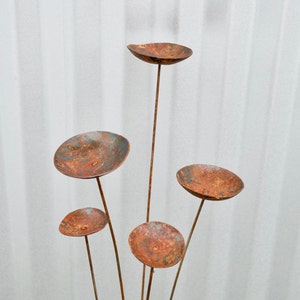 Garden Art/Metal Kinetic Yard Art/Steel Bloom Sculpture