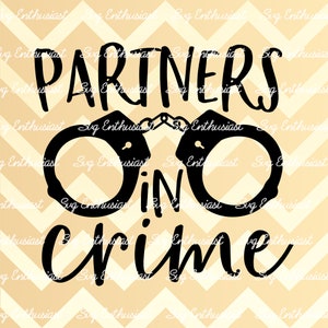 Partner im Krimi SVG, Zwillinge SVG, Geschwister SvG, Funny Svg, Besties Svg, Iron on Datei, Cuttable Datei, Clip Art, Vektor, Mom Svg