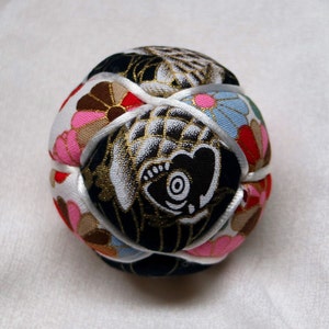 2.5 Inch Diameter Japanese Kimekomi Ball Quilted Ornamental Ball, Colorful Ball with Koi Japanese Carp Motif image 2