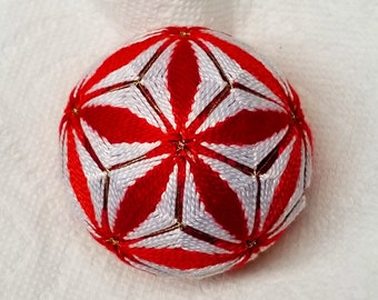 2.5 Inch Diameter Japanese Temari Ball (Embroidered Ornamental Ball), Bright Red & White Star Pattern