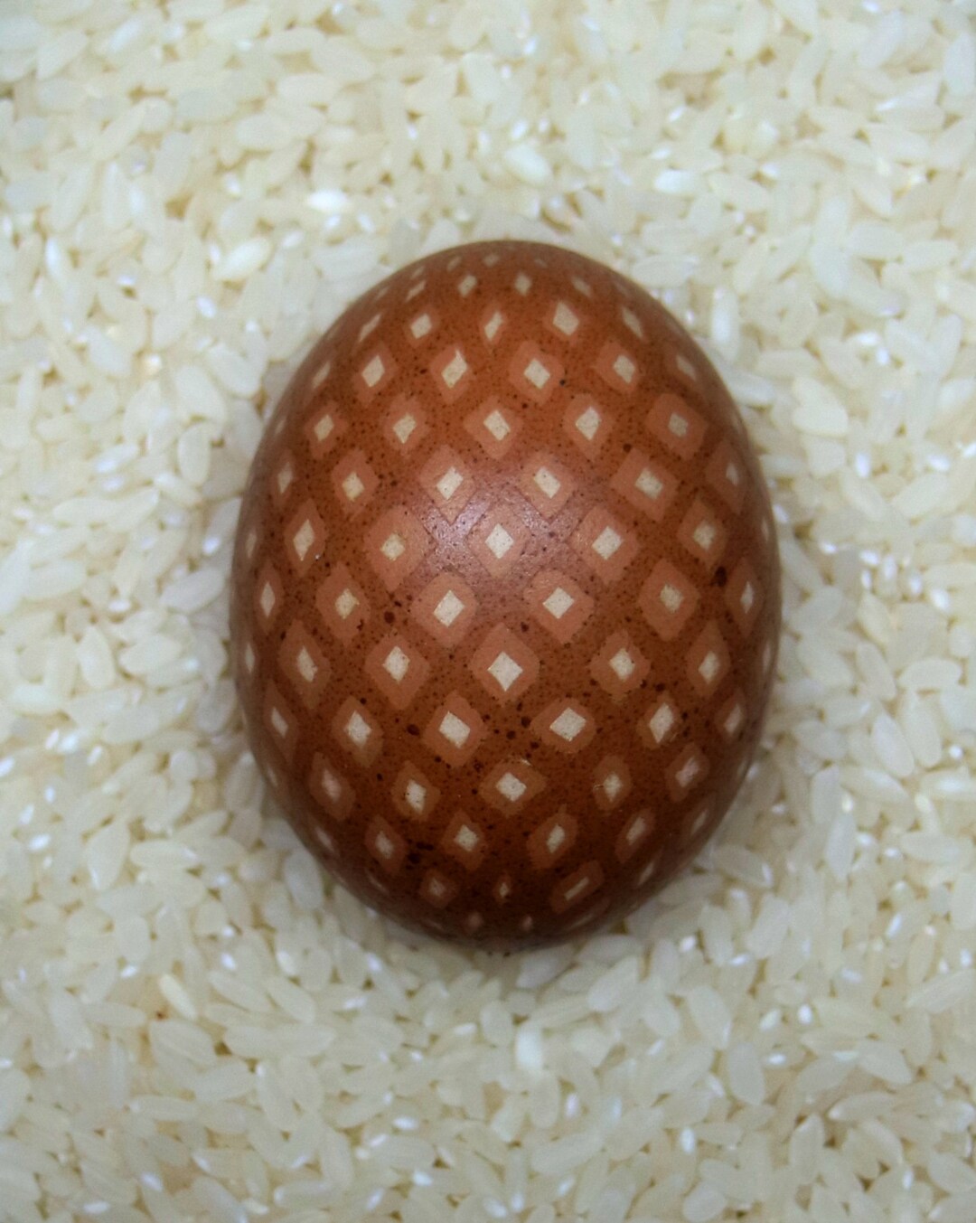 Acid Etched Brown Chicken Egg, Receding Cubes Pattern #23E1 - Etsy