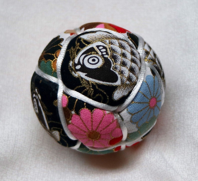 2.5 Inch Diameter Japanese Kimekomi Ball Quilted Ornamental Ball, Colorful Ball with Koi Japanese Carp Motif image 3