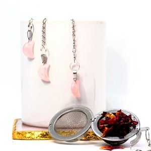 ROSE QUARTZ Crescent Moon Crystal Tea Infuser, Crystal Tea Strainer, Gemstone Moon Tea Steeper, Tea Ball, Loose Tea Infuser