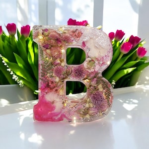 Letra de resina LED personalizada / Flores secas reales / Recuerdo floral personalizado / Regalo para ella, Decoración con nombre de bebé, Carta conmemorativa / Decoración navideña