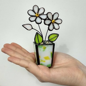 Daisy bouquet Flower stained glass Daisy gifts Daisy table decor Bouquet stand Everlasting flowers