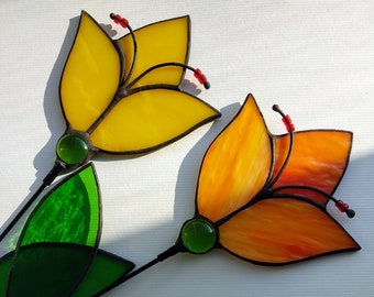 Tulip stained glass Flowers on stem Stained glass flower arrangements Table decor Mothers day gifts Sun catcher