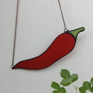 Stained Glass Chili Pepper – Handmade Suncatcher, Spicy Kitchen Decor, Unique Gift for Garden and Food Lovers