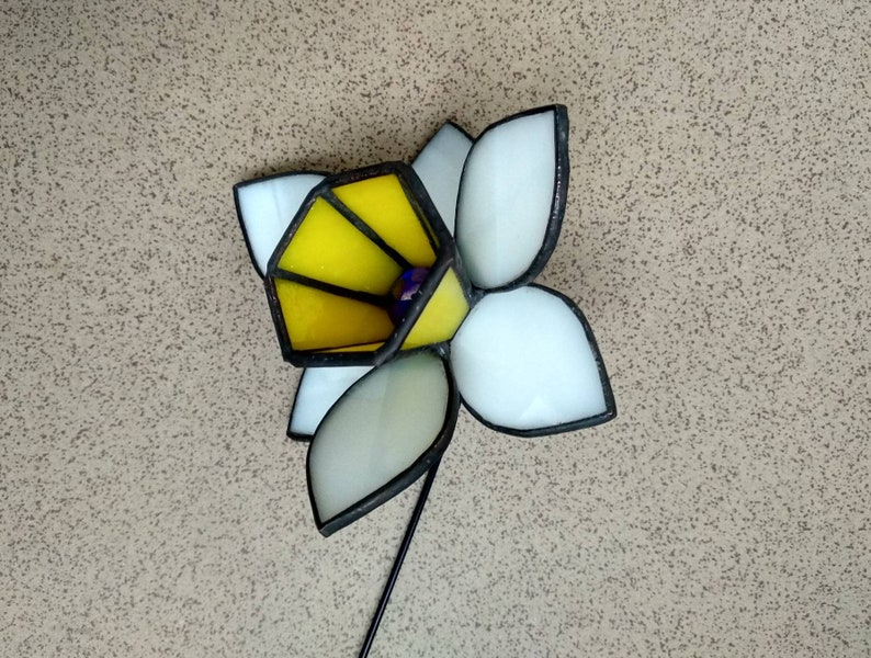 Stained glass flower Daffodil gift Garden decor Birth month flowers 3d stained glass Everlasting flowers image 8