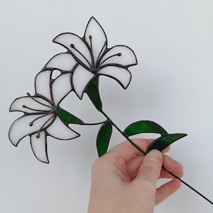 Stained glass lily Glass flowers bouquet Glass lily Mothers day gifts Everlasting flowers Fake flowers White lily Sun catcher