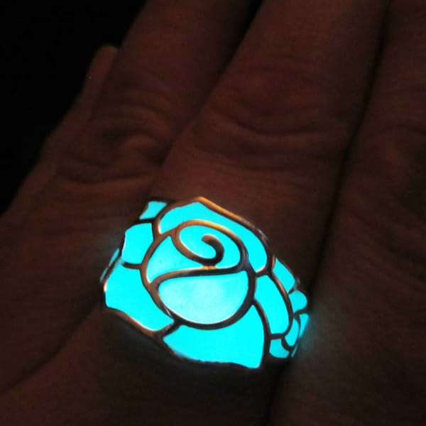 Rose ring Glow in the dark
