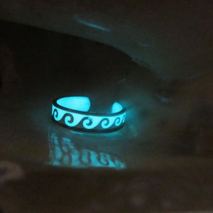 Waves Ring/Ocean Ring/ glow in the dark