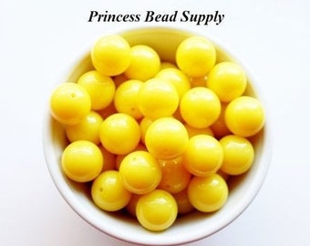 20mm Yellow Solid Chunky Beads Set of 10,  Bubble Gum Beads, Gumball Beads, Acrylic Beads