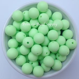 15mm Honeydew Silicone Beads