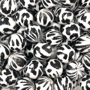 20mm Black Leopard Acrylic Beads