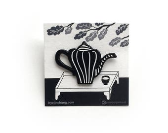 Teapot1 Enamel Pin