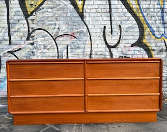 Mid century modern 6 drawer teak rounded dresser