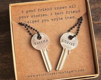 2Pcs/Set Best Friends Forever Crysta Birthstone Jewelry Friendship THELMA  LOUISE Pistol Gun Key Chain Keyring
