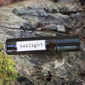 Twilight Essential Oil Roll-on Perfume Patchouli, Vanilla, Sandalwood Unisex Natural Scent Blend Roller Bottle image 2