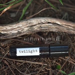 Twilight Essential Oil Roll-on Perfume Patchouli, Vanilla, Sandalwood Unisex Natural Scent Blend Roller Bottle image 3