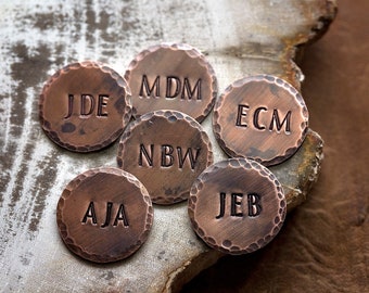 Personalized Golf Ball Marker | Golfer Gift for Groomsmen Husband Dad Grandfather Initial | Father's Day Gift | Distressed Copper | 7/8"