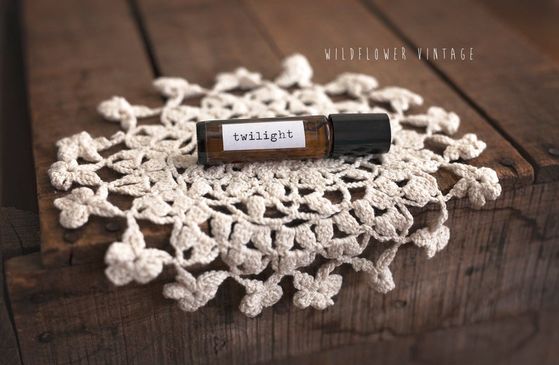 Twilight Essential Oil Roll-on Perfume Patchouli, Vanilla, Sandalwood Unisex Natural Scent Blend Roller Bottle image 4