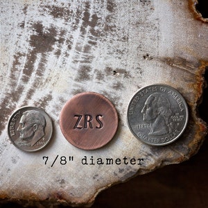 Personalized 7/8 Initial Golf Ball Marker Father's Day Golfer Gift for Groomsmen Husband Dad Grandfather Distressed Copper image 2