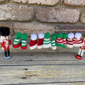 Mini Christmas Beanie Knitting Pattern, fun Christmas knitting, Xmas earrings, Xmas decorations, knitted decorations Xmas Christmas
