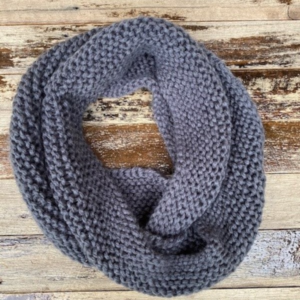 Knitted Infinity Scarf Pattern, Beginner Knit (Digital Download), cowl knitting pattern, circular needles  pattern pdf ENGLISH ONLY