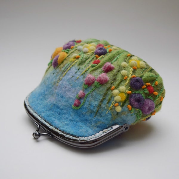 Felted Cosmetic Makeup Purse  Kiss Lock Pouch  Small Clutch Wool Felt Small Bag  Blue Felt Wallet  Easter Gift  Ready to Ship