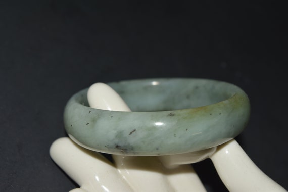 Vintage greenish gray jade with sesame black dots… - image 2