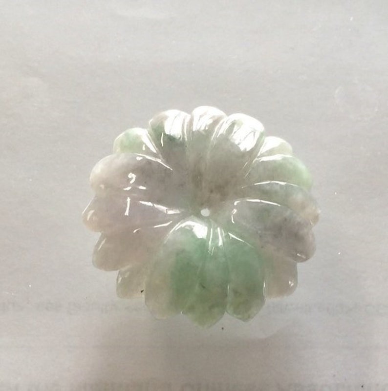 30/% off onsale Vintage Chinese multi-colors icy jadeite jade pendant or brooch fine carved 3D daisy flower or chrysanthemum