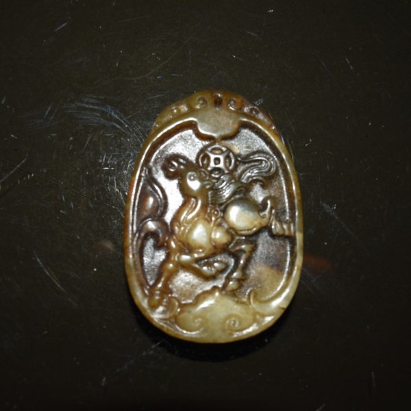 Vintage Chinese serpentine jade pendant carved a zodiac horse carry a coin