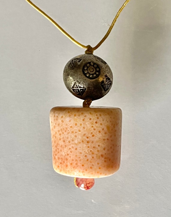 Solid natural pink star coral pendant amulet link… - image 1