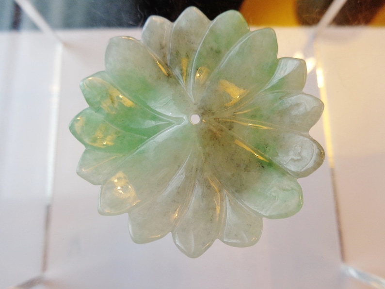 30/% off onsale Vintage Chinese multi-colors icy jadeite jade pendant or brooch fine carved 3D daisy flower or chrysanthemum