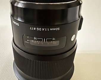 Sigma 50mm F1.4 DG Art Series Prime lens - Canon EF-mount Full Frame -  Used Great Condition