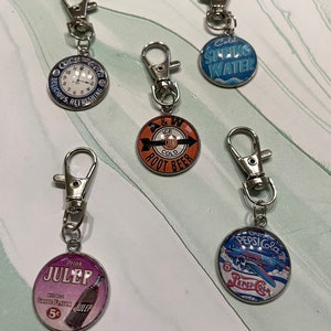 Vintage Keychains,Cabochon, Keychain, Silver, gift, retro, pepsi, mountain dew, soda, vintage, spring water, root beer, soda pop