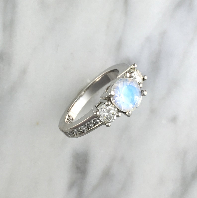 Three 3 Stone Round Blue Rainbow Faceted Moonstone W/ Accent - Etsy