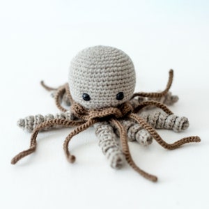 Crochet octopus soft toy - Amigurumi - child plush - birth gift