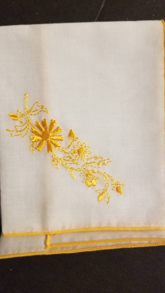 Golden Yellow Flower Hankie Machine Embroidered U… - image 1