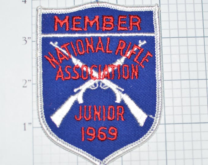 National Rifle Association (NRA) Member Junior 1969 Rare Sew-On VIntage Patch *Only 1 Available* e18q