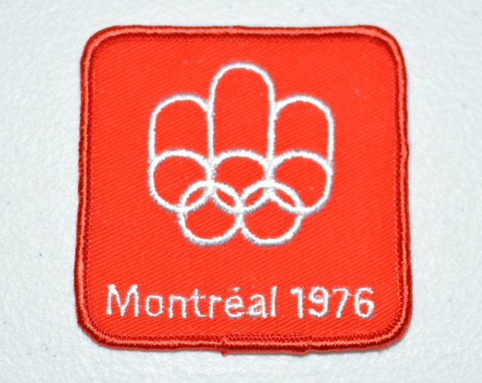Montreal 1976 Red Sew-On Vintage Embroidered Souvenir Clothing Patch Summer Olympic Games XXI Olympiad Collectible Ring Emblem Quebec Canada