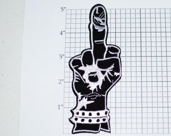 Middle Finger Iron-on Clothing Patch Outlaw Biker Vest Jacket Motorcycle Club MC Backpack 1% Offensive Rude Obscene FU Flip The Bird e23L