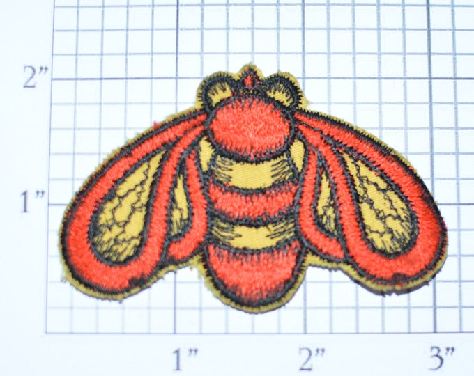 Moth Sew-On Embroidered Vintage Clothing Patch Nature Outdoors Fun Applique Accessory Shirt Dress Jacket Hat Craft Sewing Decoration Idea